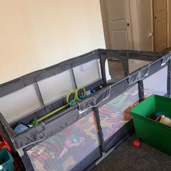 Huge Play Pen 