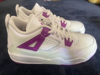 Jordan 4 Hyper Violet Size 2y