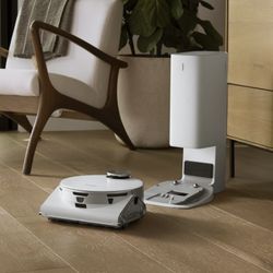 Samsung Jet Bot AI+ (New In Box)