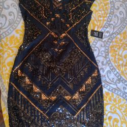 Cute Guess Dress Size Xs But It Is Very Stretchy So I Would Say Med-Sm