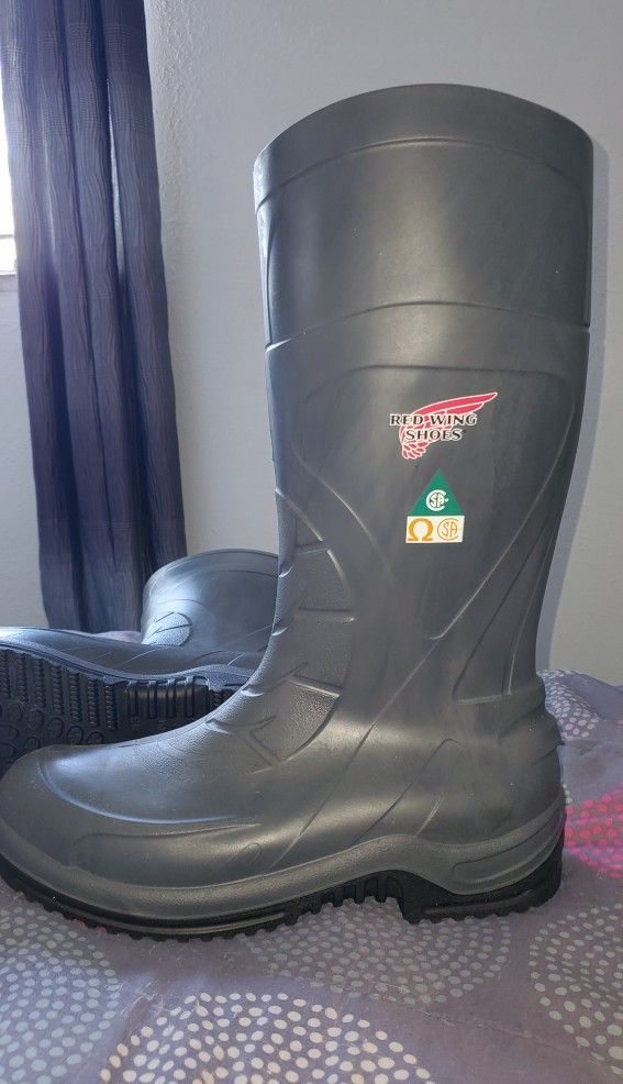 RED WING Work Boots