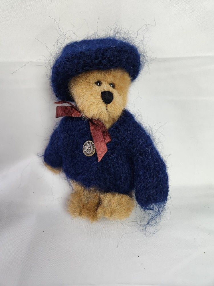 Vintage Boyds Bear Plush Kayla Mulbeary/Mulberry #913941. Fuzzy Sweater. 6”.