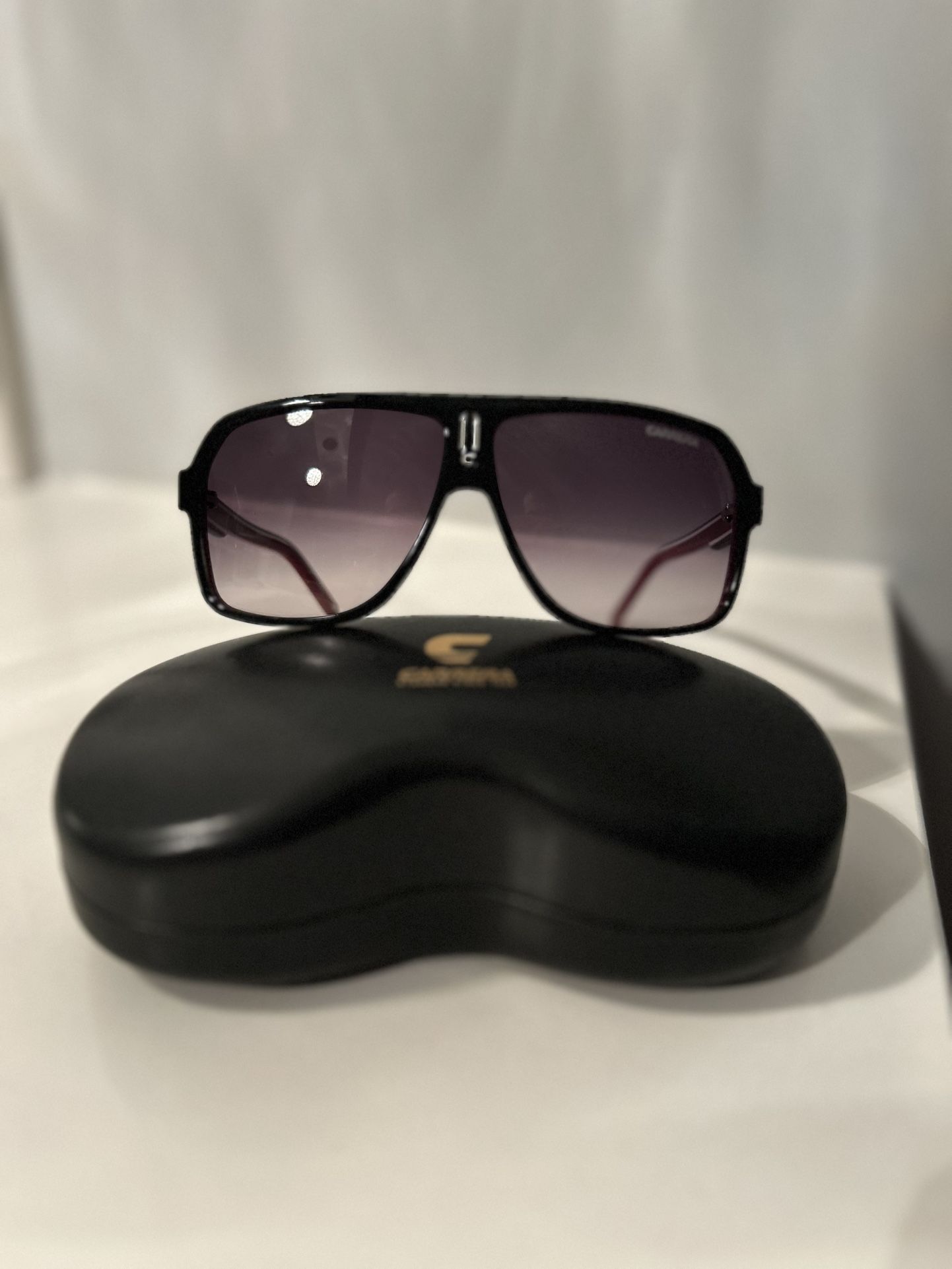 Carrera Black And Red 