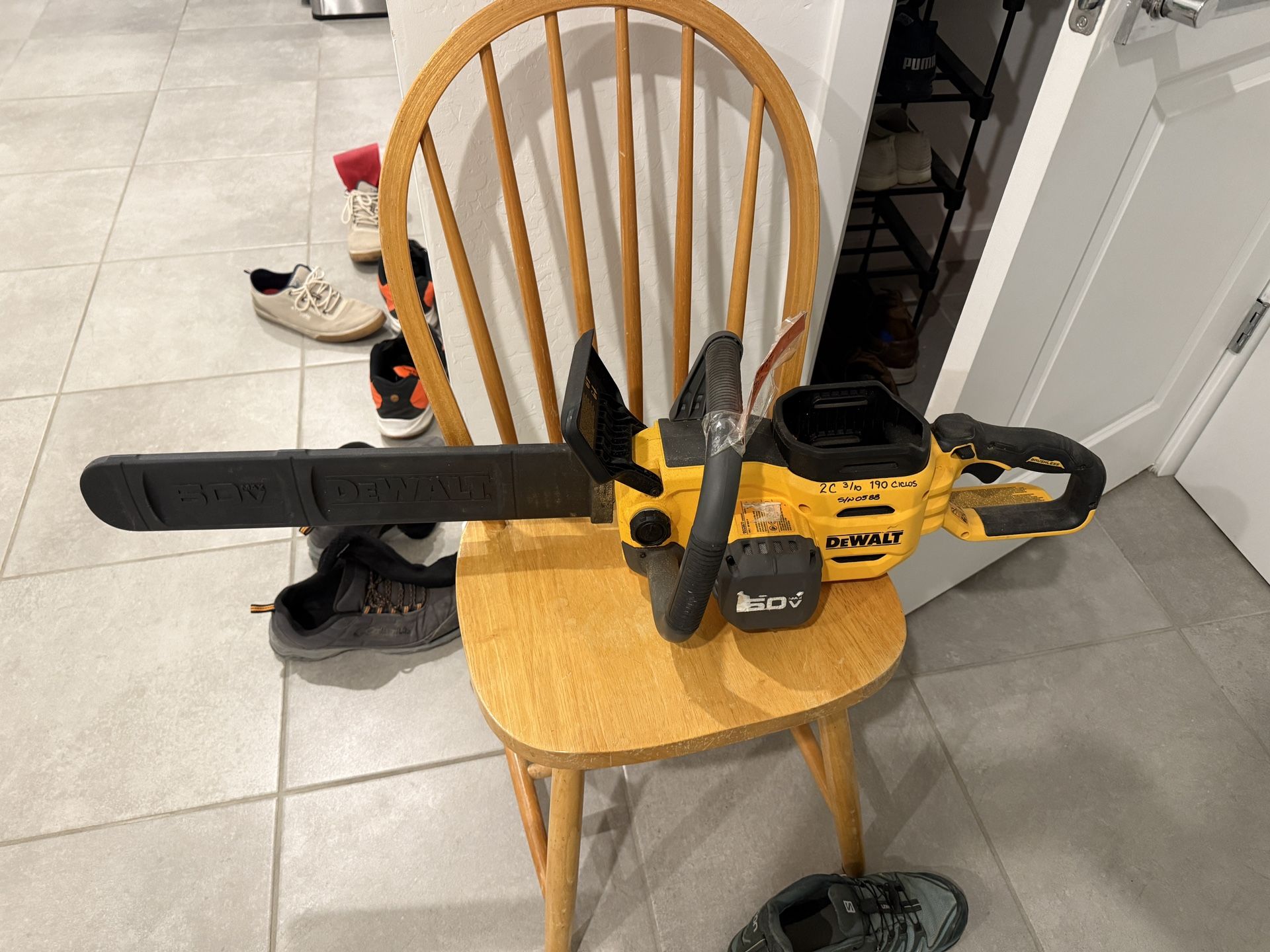 Dewalt 60 v Chainsaw