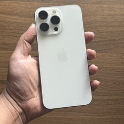 iPhone 15 Pro Max 256Gb Unlocked