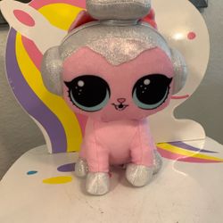 L.O. 🥰. Surprise Plush  