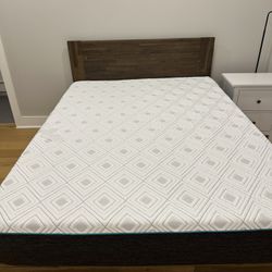 Queen Size Bed And Mattress 