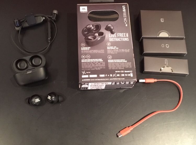 JBL EarBuds Headphone With Active Noise Cancelling