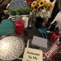 Household Items, Decor, Plates, Placemats Signs, Risers, Kitchen Items, Platters, Household, Farmhouse, Christmas, Halloween