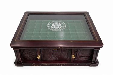 Danbury Mint State Quarter Display Case Wood Glass Top Coin Storage Box Drawer