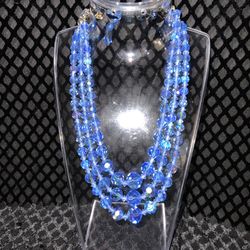 VINTAGE TRIPLE STRAND BLUE GLASS RHINESTONE NECKLACE