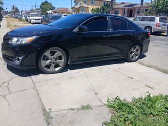 2012 Toyota camry SE special edition