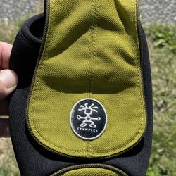  Crumpler camera or accessory case  