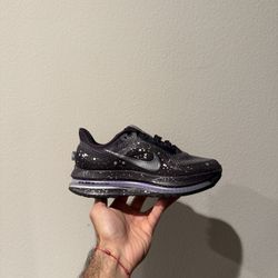 Women Nike Pegasus Premium - Size 6.5 - NEW