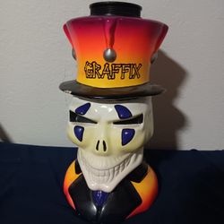 Vintage Graffix Skull