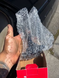 Car maintenance mechanic