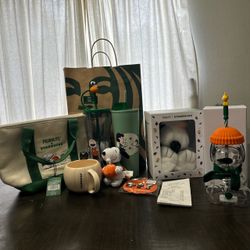 Starbucks x Peanuts Snoopy Glass Cold Cup, Tote, Plush, Pins Limited Edition New
