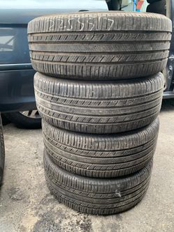 Vendo 4 Llantas Usadas  225 55 17 Michelin 