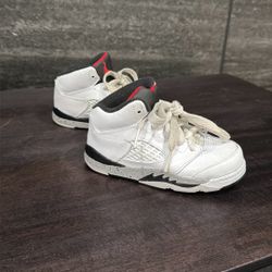 Jordan 5 Retro 