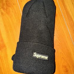 Supreme X New Era Beanie 