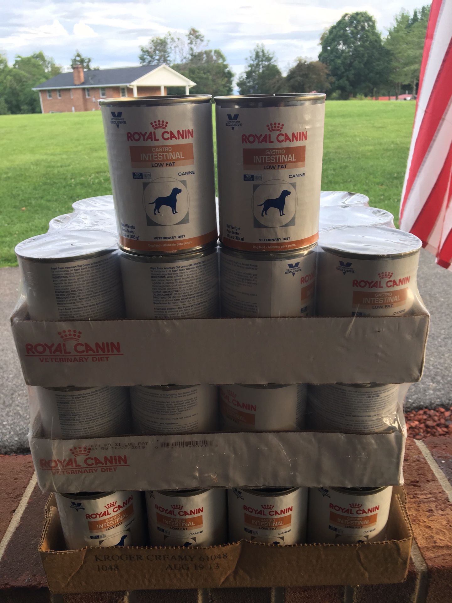 Royal canine Low fat dog food 36 cans