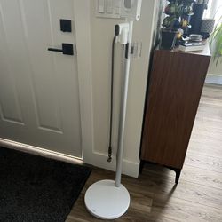 Dyson Vacuum Stand (vacuum NOT Included)