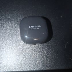 Samsung Galaxy Live Buds Headphones Earphones Earbuds