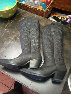 Women's Dingo's