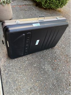 Bicycle travel case