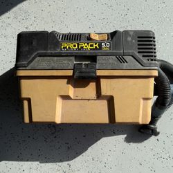 Shop Vac With Accessories 
