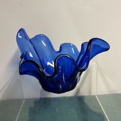 Vintage “Hand Blown” Cobalt Ruffled Edge Dish !