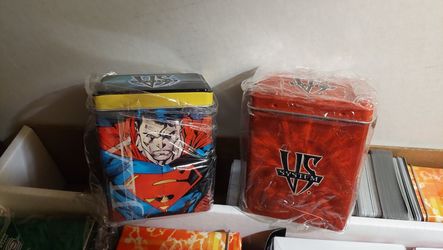 VS Superman/Wonder Woman Deck Box Plus Other