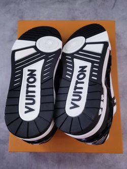 LV Trainer Sneaker Leather Denim Monogram 09.5