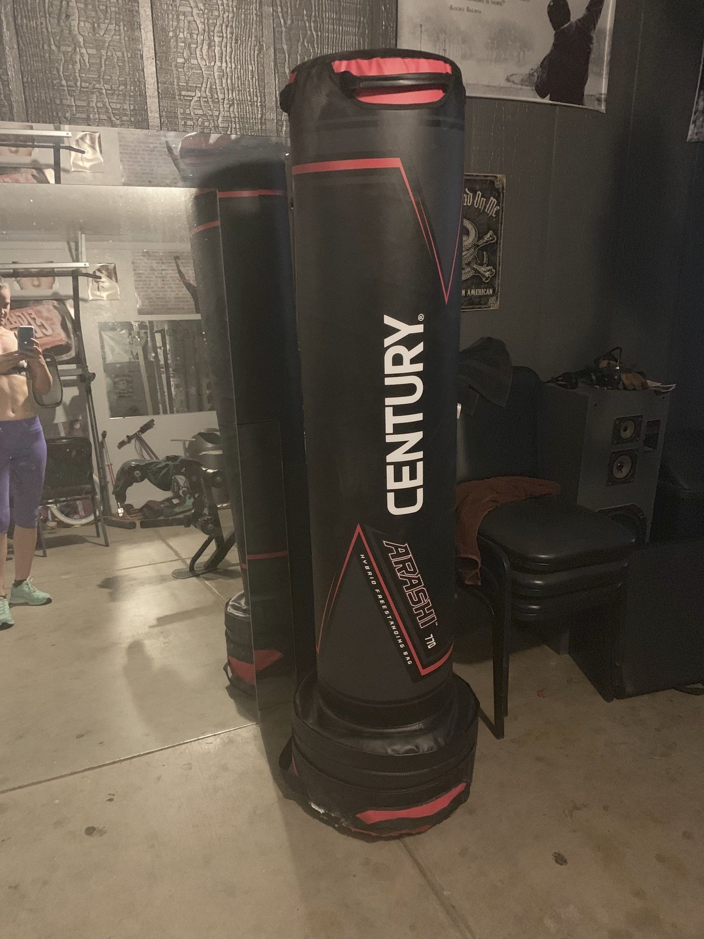Century Arashi 770 stand up punching bag for Sale in Mesa, AZ OfferUp