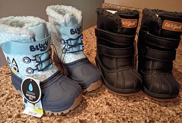 Winter boots toddler sz. 8-NEW