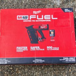 Milwaukee 2844-20 M18 FUEL Duplex Nailer, Power Type Battery 