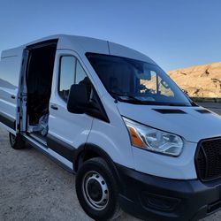 (2021)Ford 250 Transit Cargo