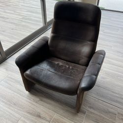 Mid-Century Vintage Leather Chair 