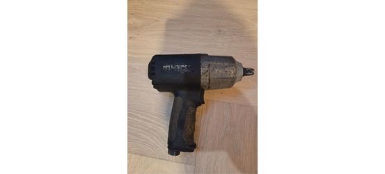 Klutch 1/2 in Drive Air Impact Wrench Composite Twin Hammer TESTED Working