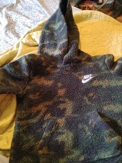Sz. 3t Nike Camo Sherpa Pullover Hoodie 