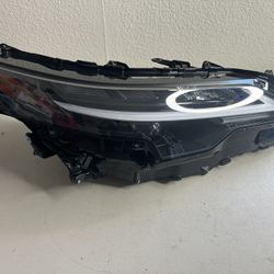 2023 -2024 -2025  Lexus RX RX350 RX500h Headlight RH Right Passenger Single beam bi-LED OEM INSURANCE QUALITY OEM  