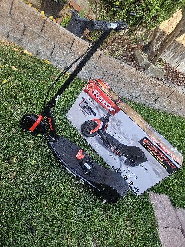 Electric Hub Motor Scooter