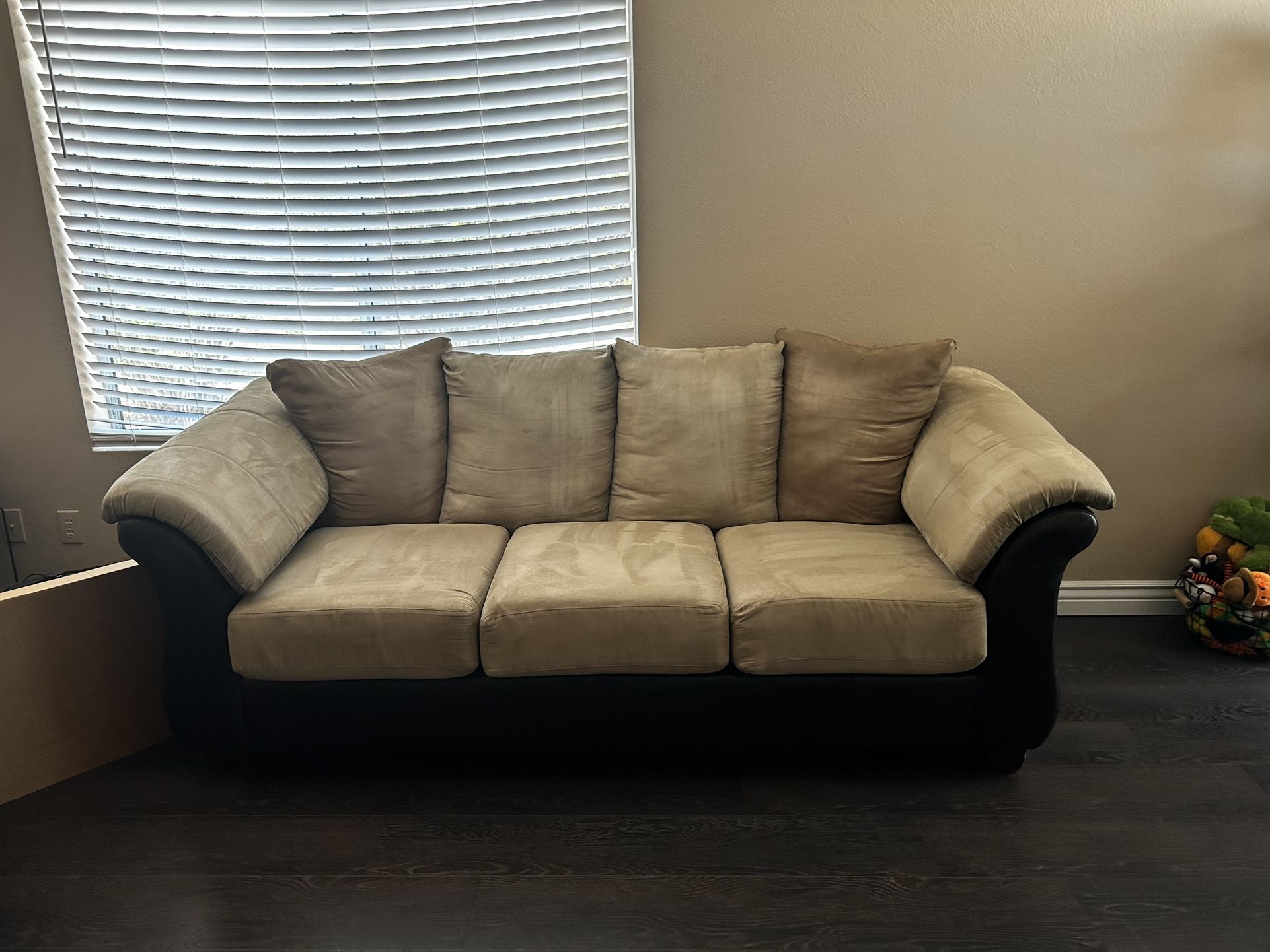 Sofa Set 