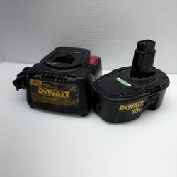 DEWALT DW9099 18V NICD BATTERY PACK & DW9116 7.2V-18V CHARGER (CMP130813)