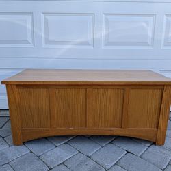 Wooden storage bench