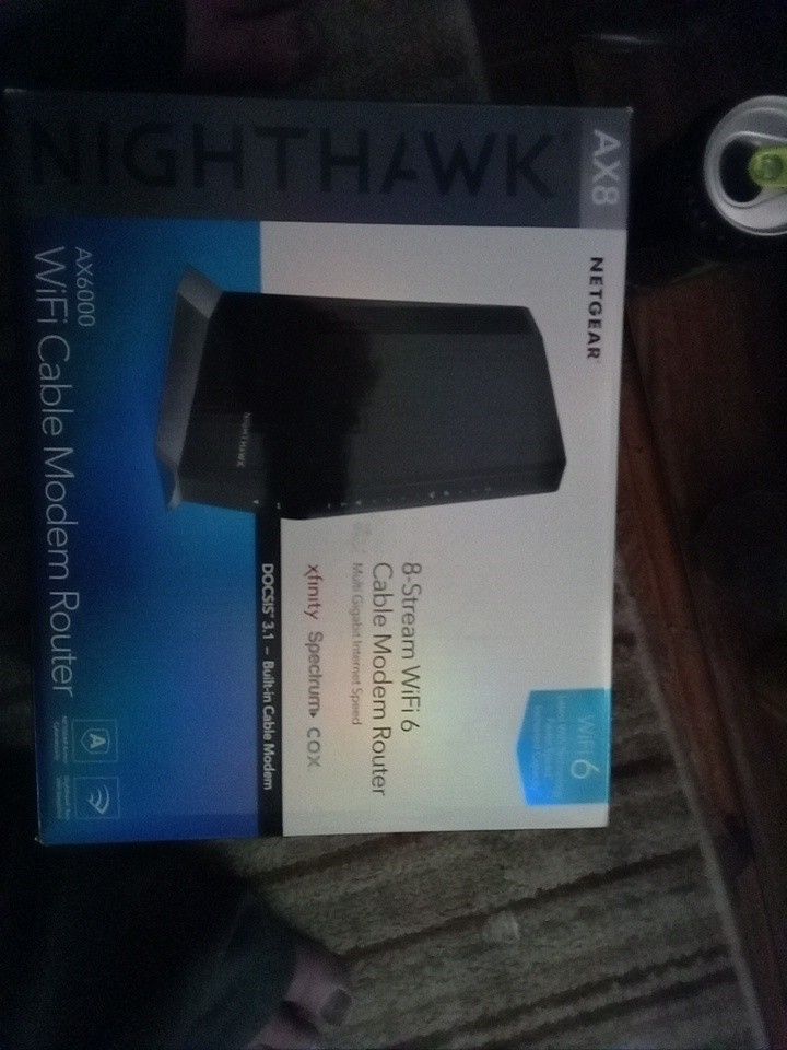 Netgear Nighthawk AX8