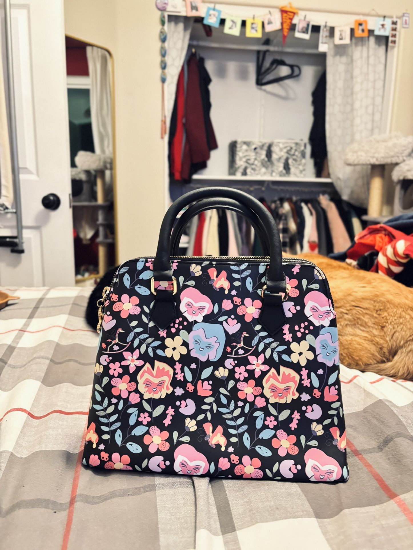 Loungefly Alice In Wonderland Garden Purse