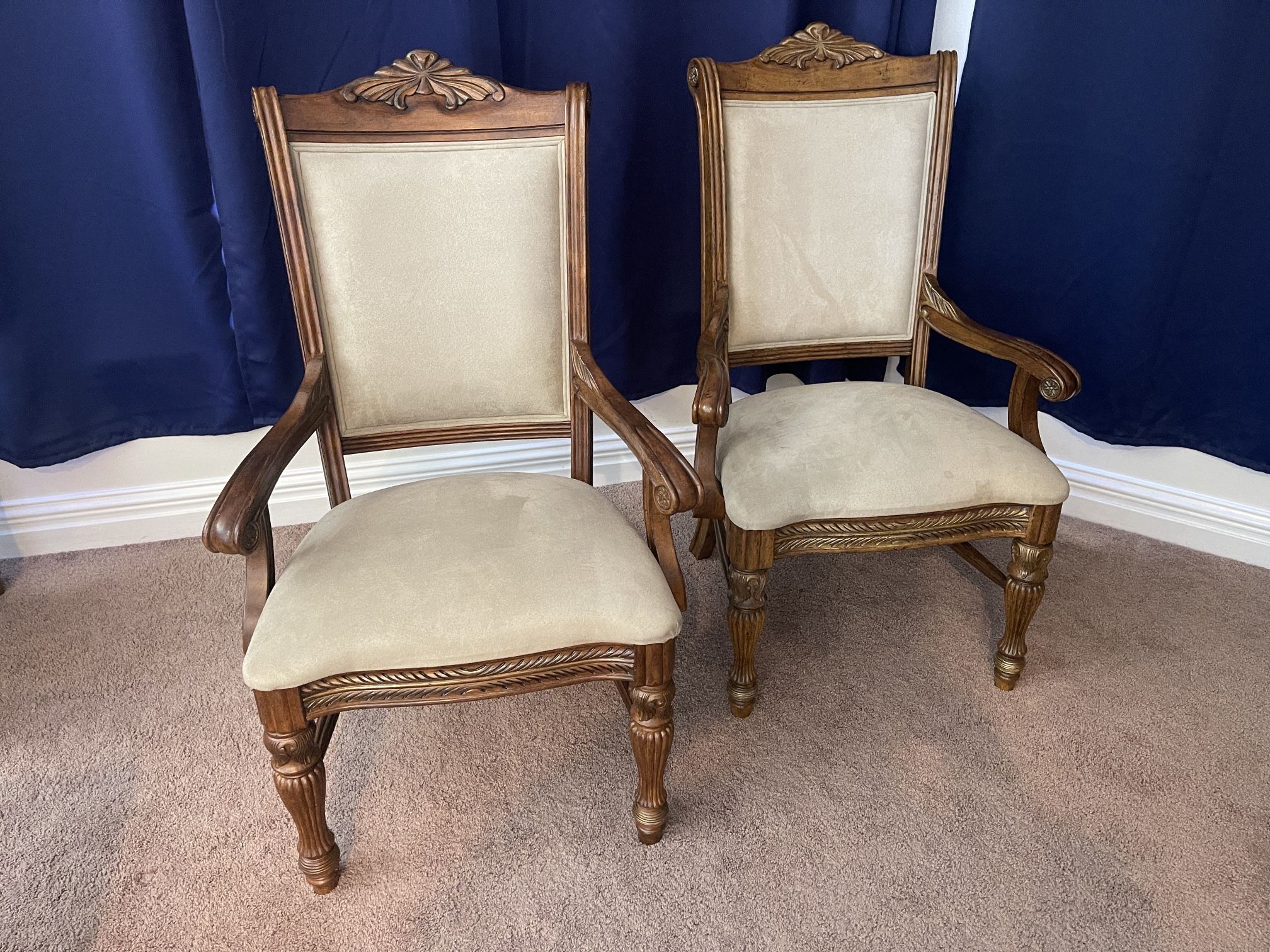 2 dining room chairs City Furniture Kevin Charles Tradewinds