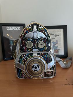 Loungefly Star Wars C-3PO Glow-in-the-Dark Mini Backpack