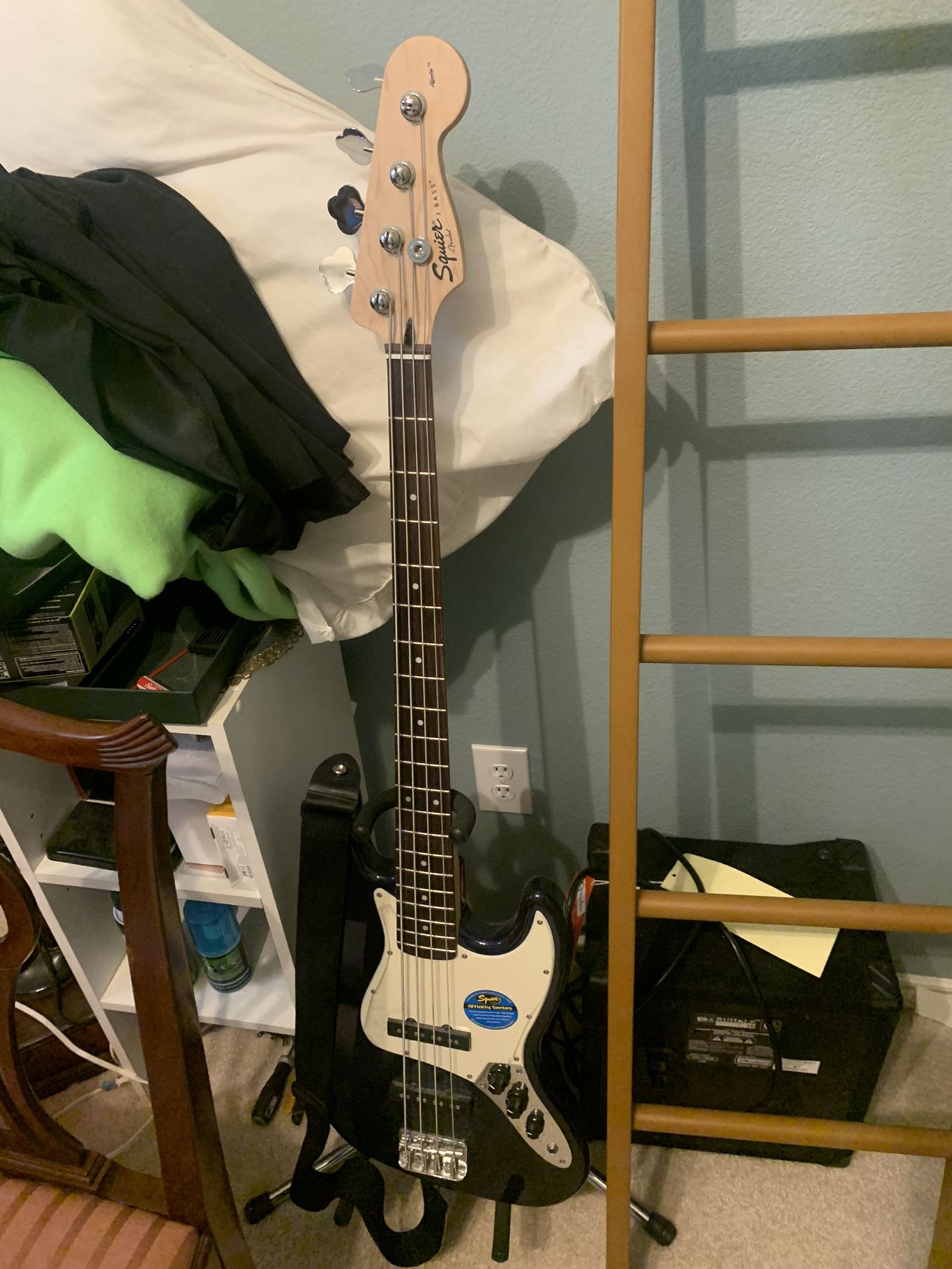 Fender Bass Guitar Deep Glossy Blue